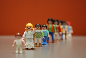 生理前に肌荒れがひどくなる原因と対策は？
